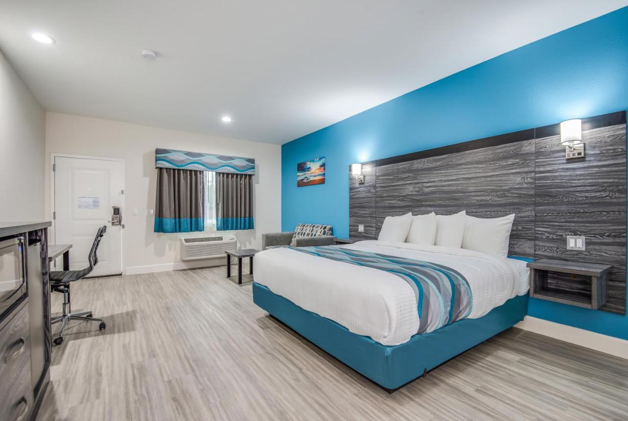 Americas Value & Houston At Hwy 6 Hotel 2*